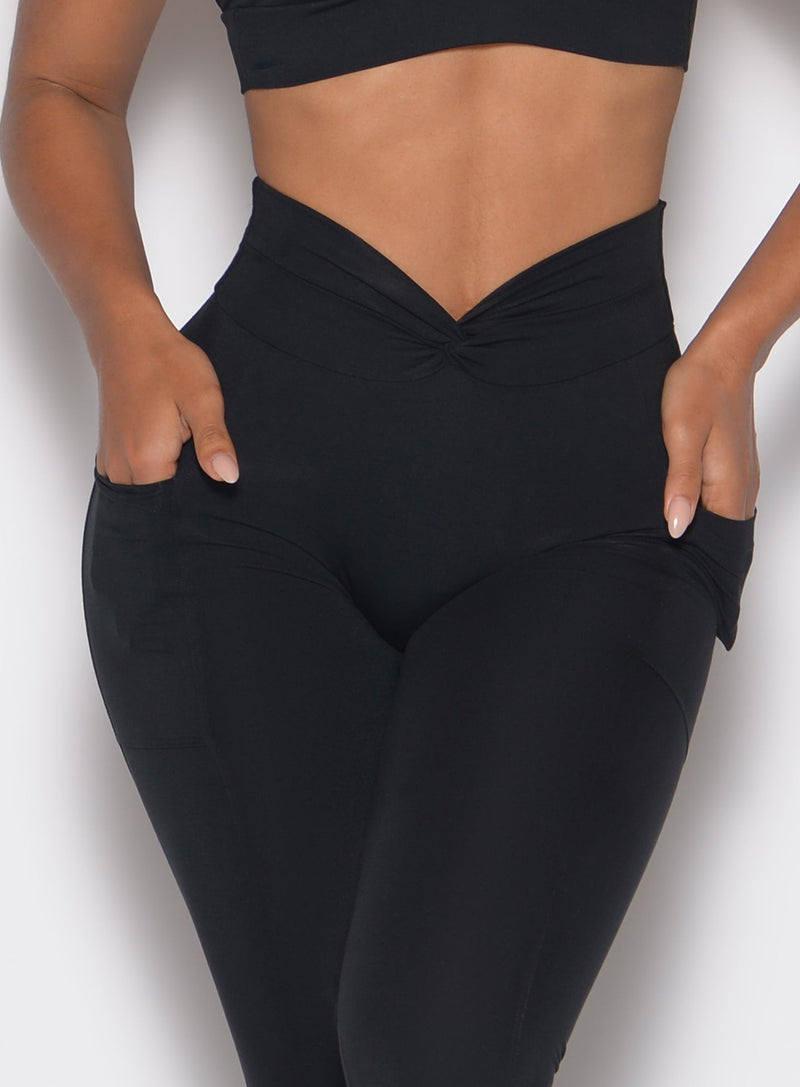 Sculpt Knot Leggings
